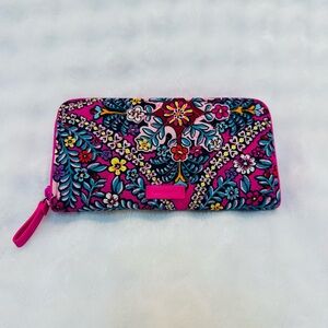 Vera Bradley Multicolor Floral Wallet